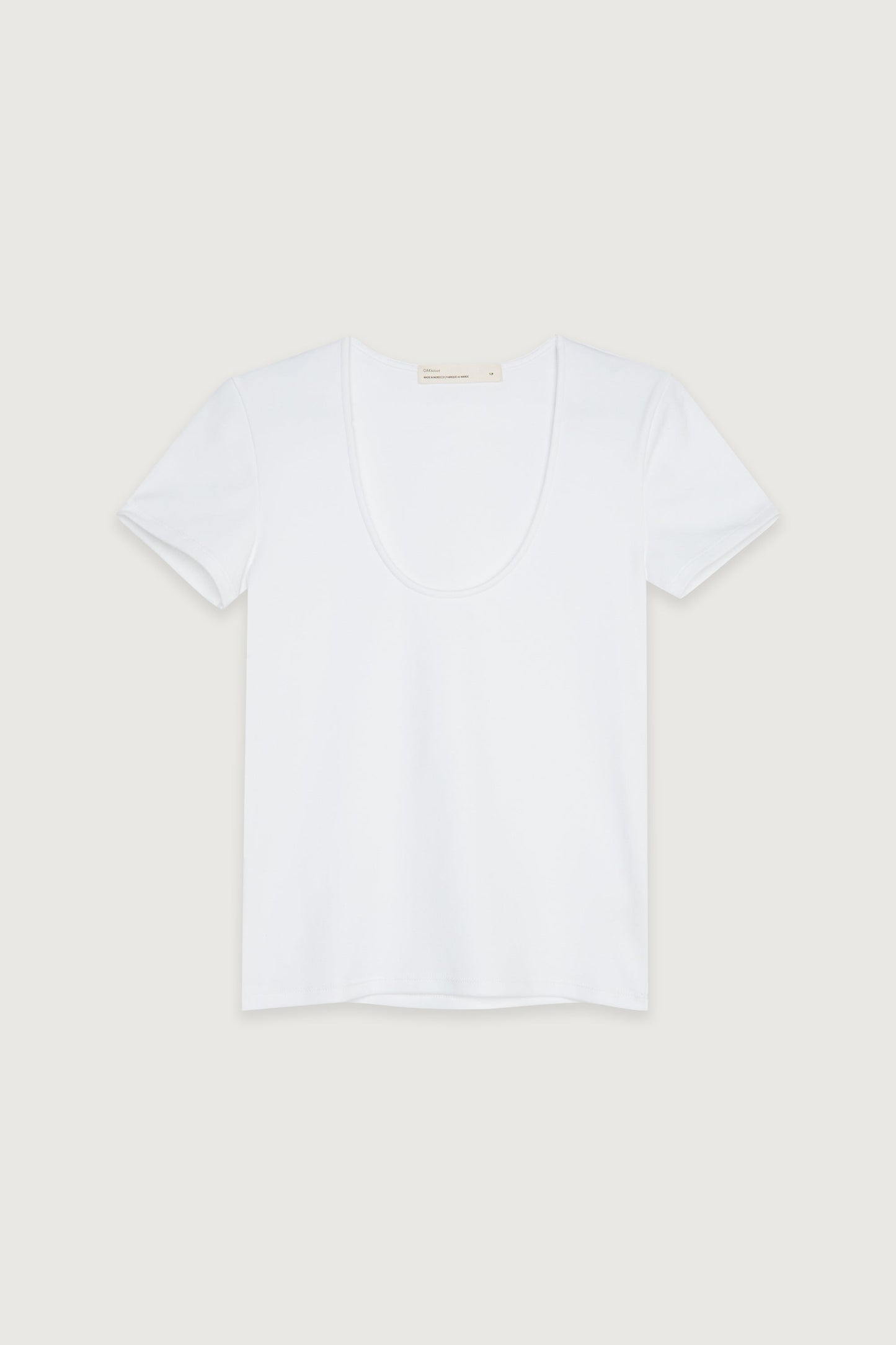 FITTED SCOOP NECK TEE