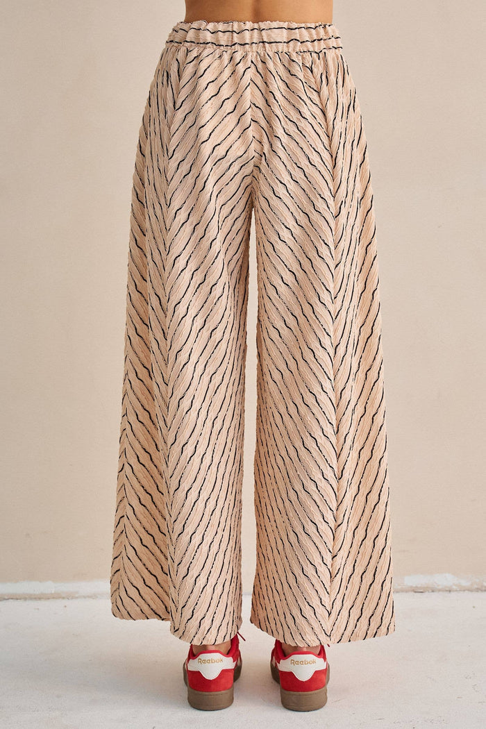 TEXTURED STRIPE WIDE LEG PANTS