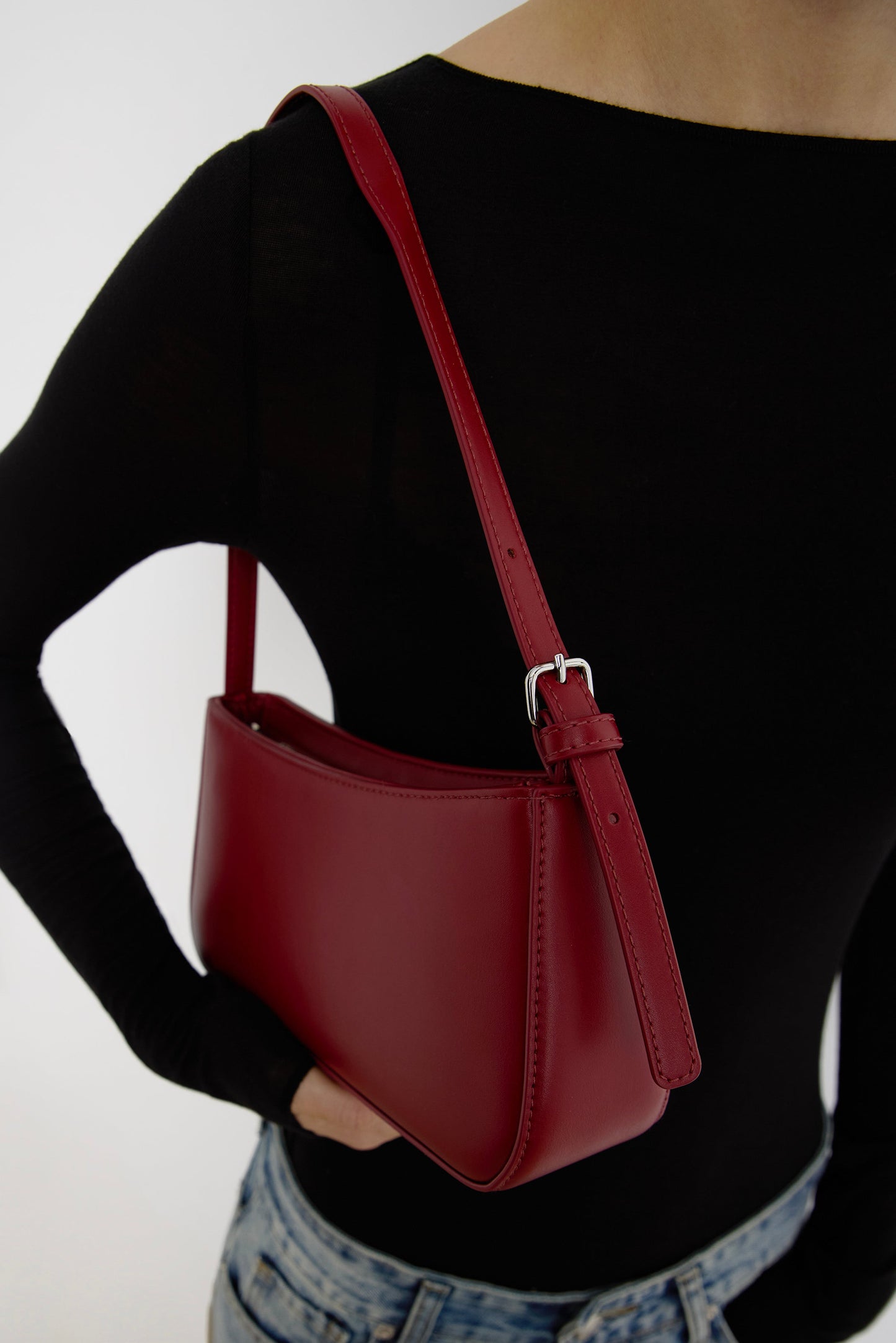 MINIMAL SHOULDER BAG