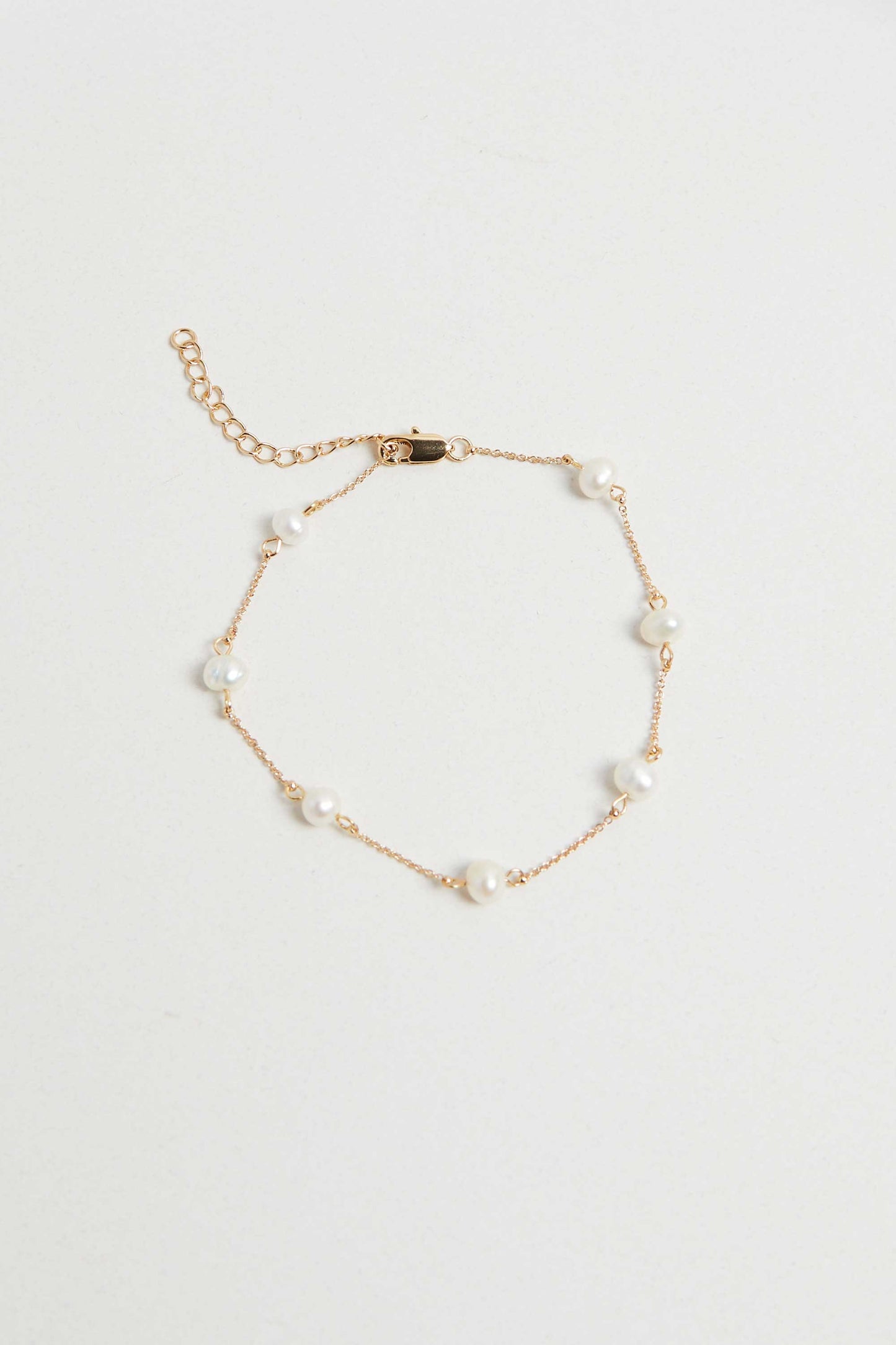 FRESH WATER PEARL BRACELET
