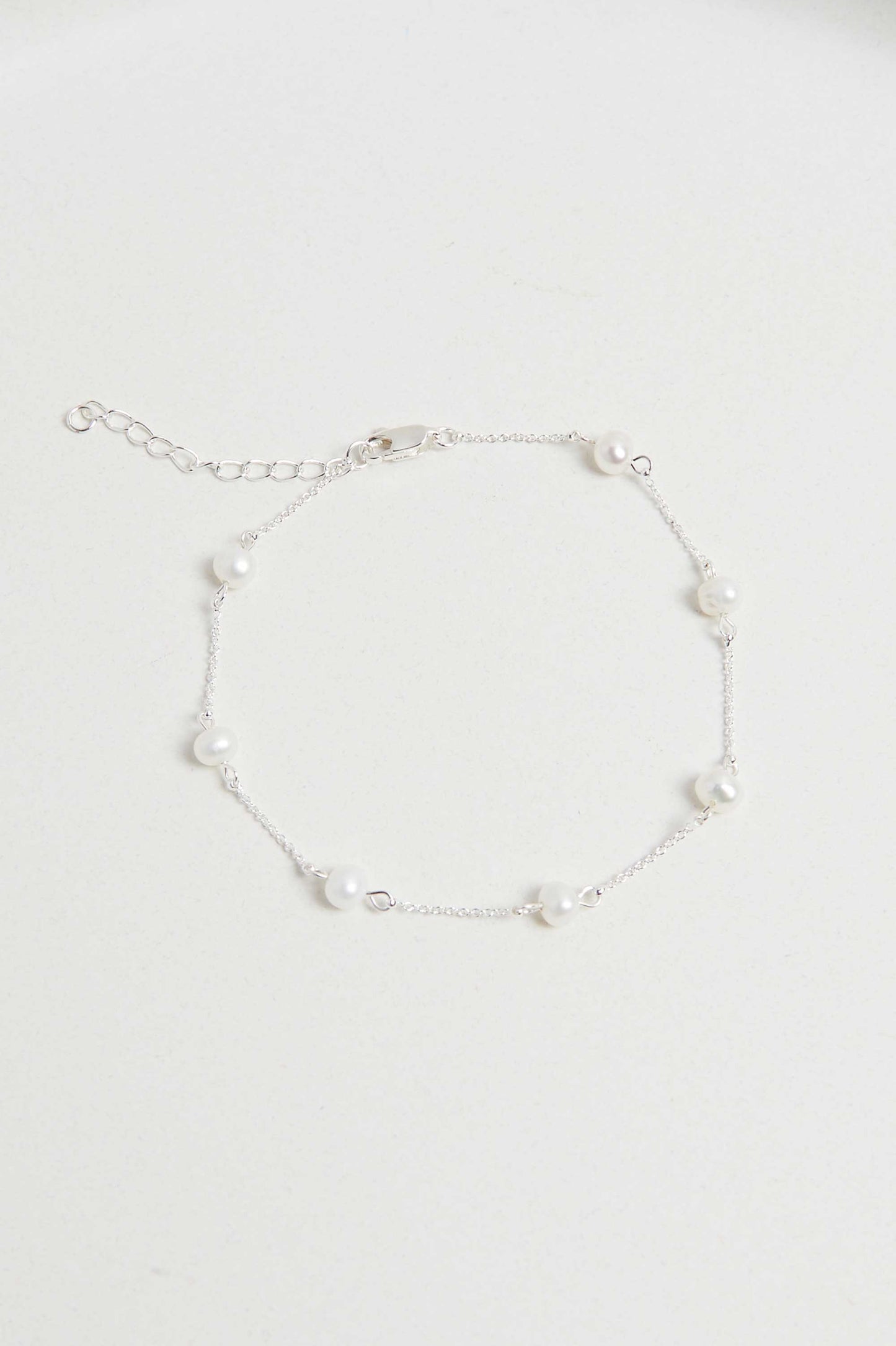 FRESH WATER PEARL BRACELET