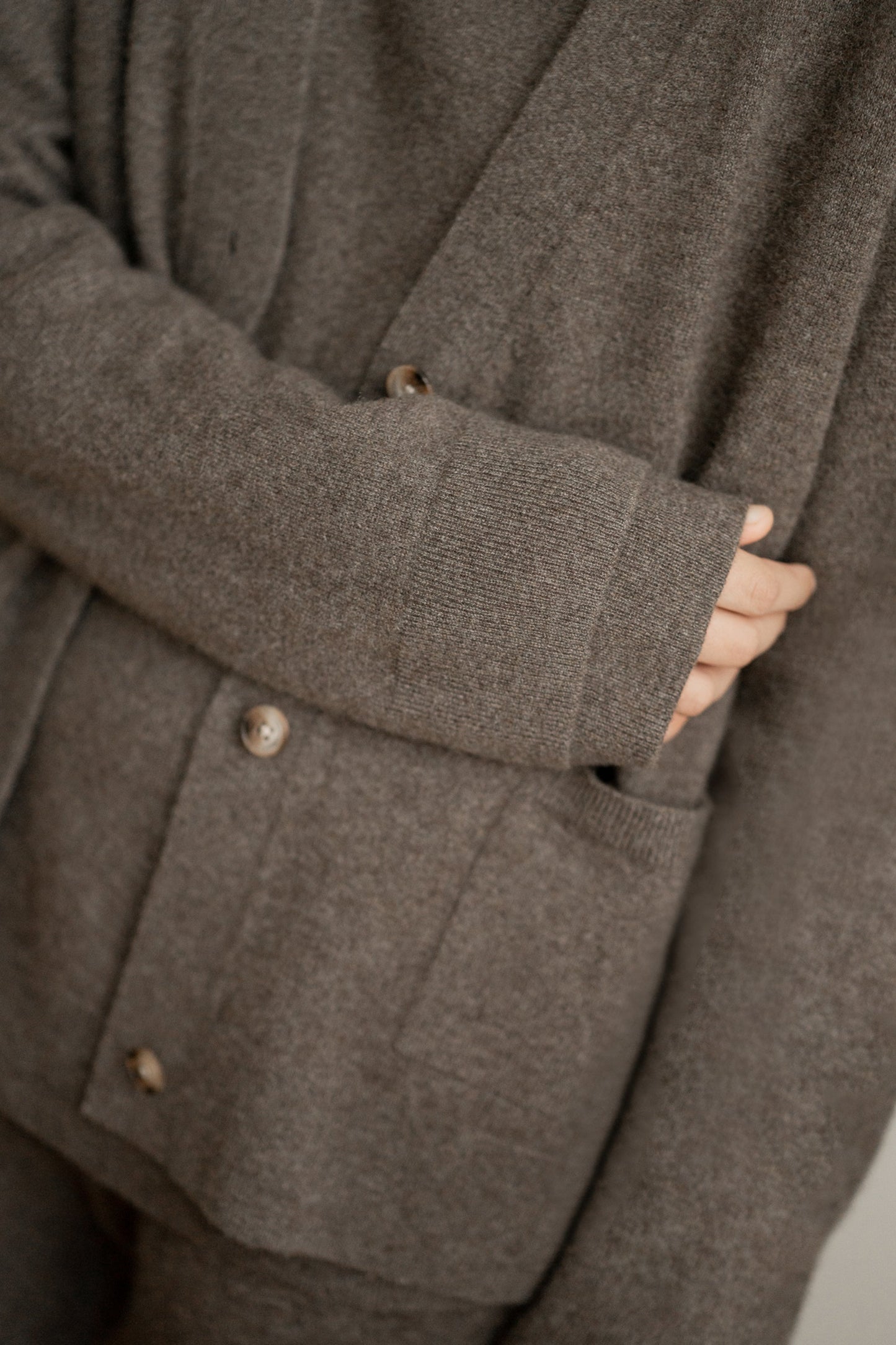 100% CASHMERE CARDIGAN