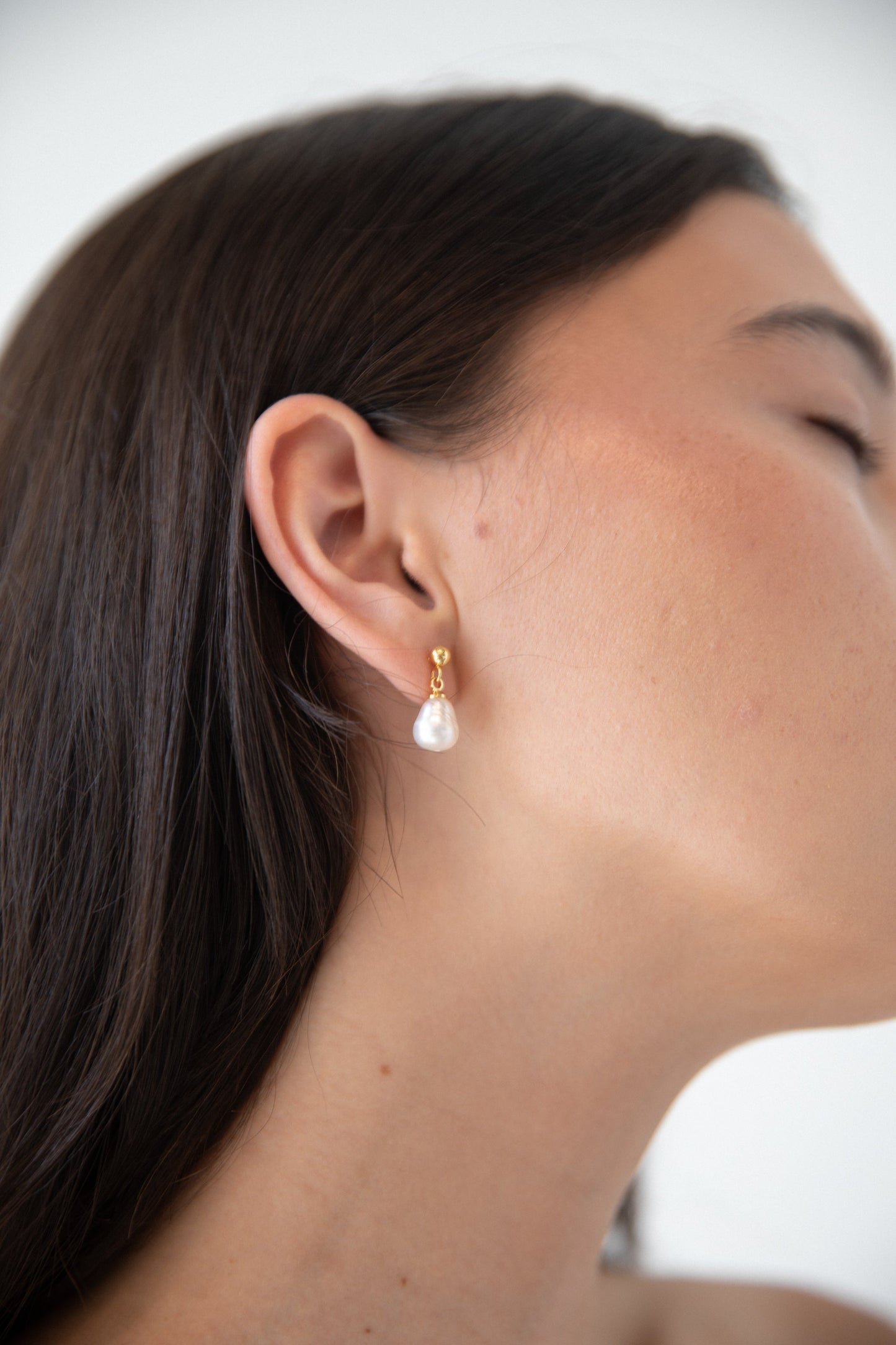 PEARL DROP STUDS