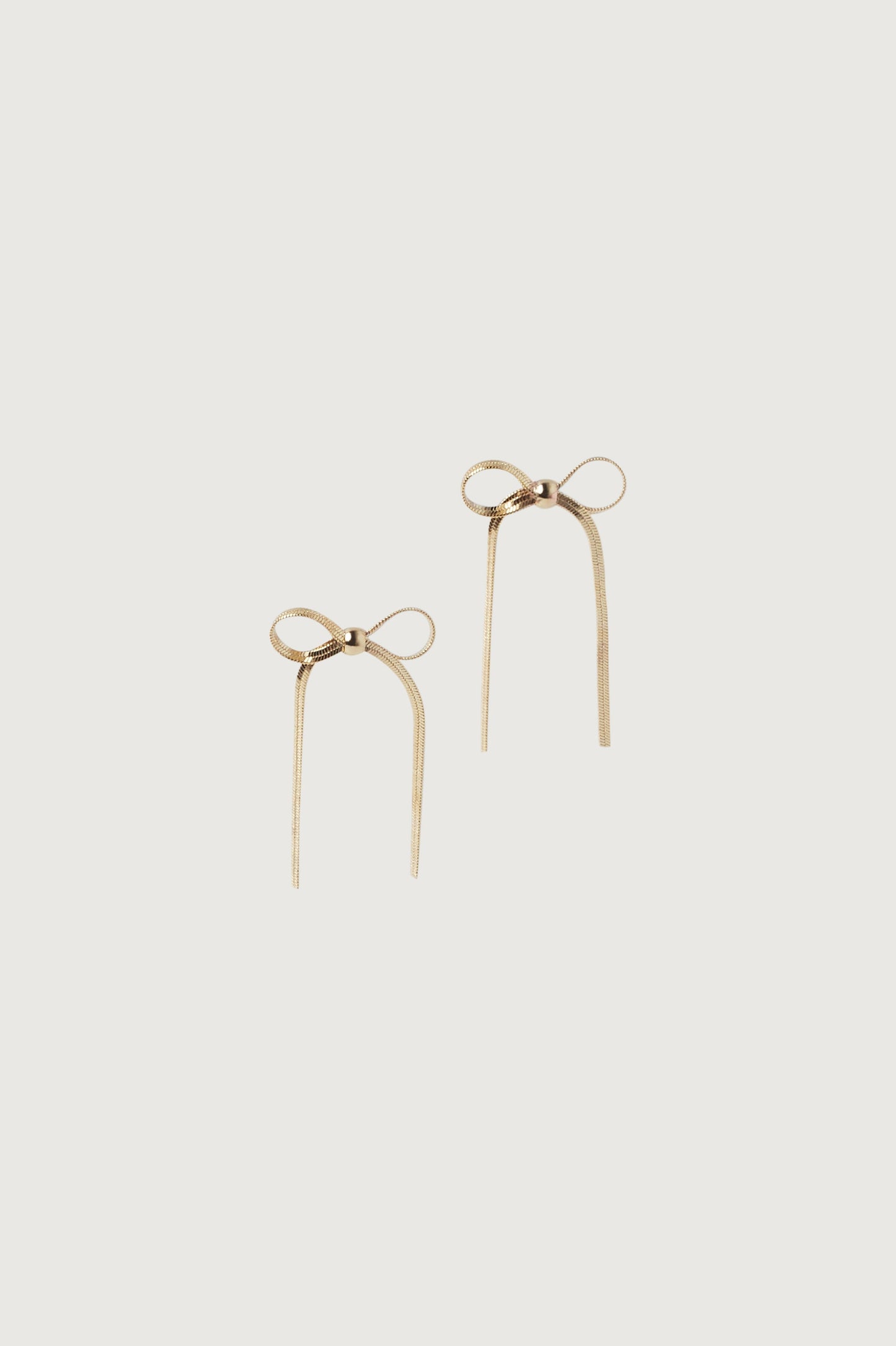 CHAIN BOW EARRING