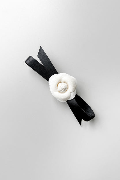 BOW HAIR CLIP WITH FLOWER
