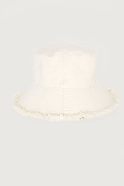 FRAYED BUCKET HAT