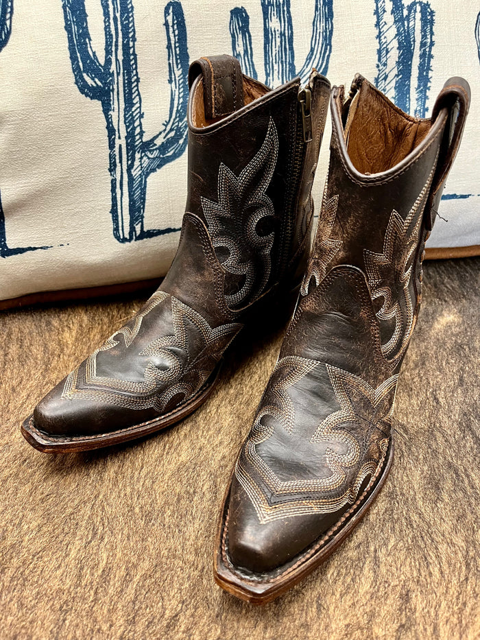 Circle G Women's Dark Brown Ankle Cowgirl Boot L5917-Painted Cowgirl Western Store