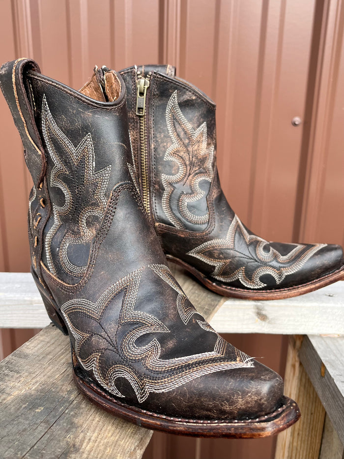 Circle G Women's Dark Brown Ankle Cowgirl Boot L5917-Painted Cowgirl Western Store