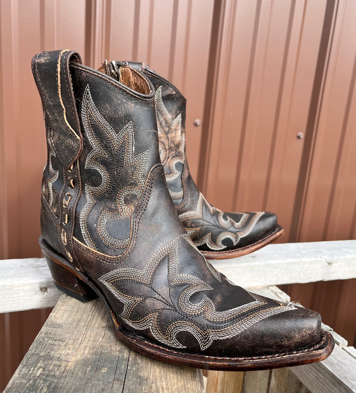 Circle G Women's Dark Brown Ankle Cowgirl Boot L5917-Painted Cowgirl Western Store