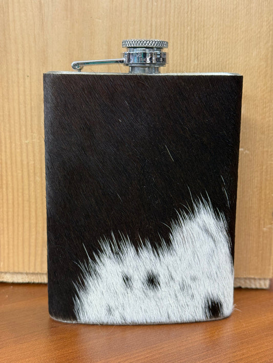 Myra Bag Mountain Trail Cowhide Flask 8oz S-8476