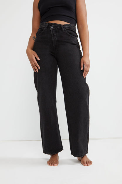 BLACK CROSSFRONT STRAIGHT LEG JEAN
