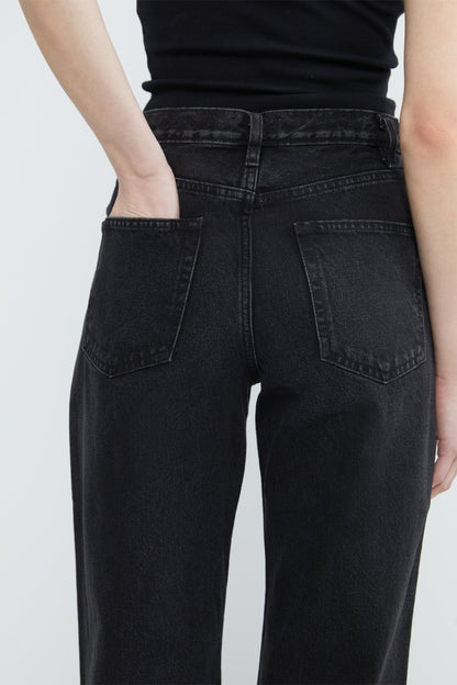 BLACK CROSSFRONT STRAIGHT LEG JEAN