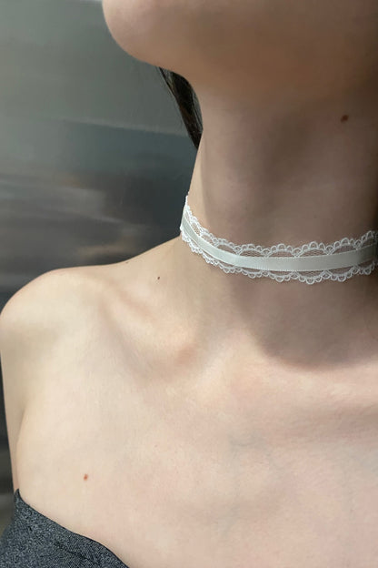 IVORY LACE TIE CHOKER