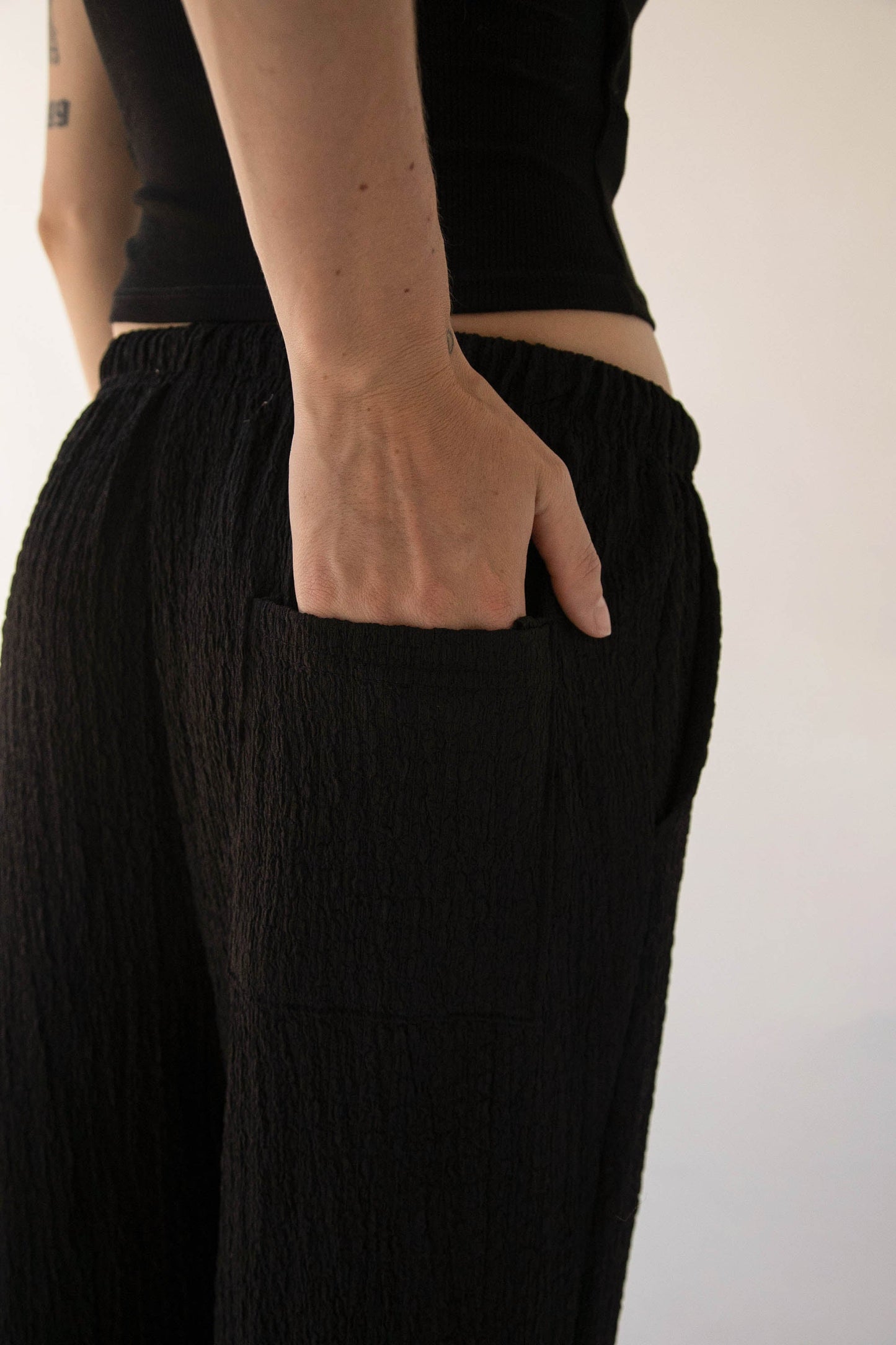 DRAWSTRING CRINKLE PANT