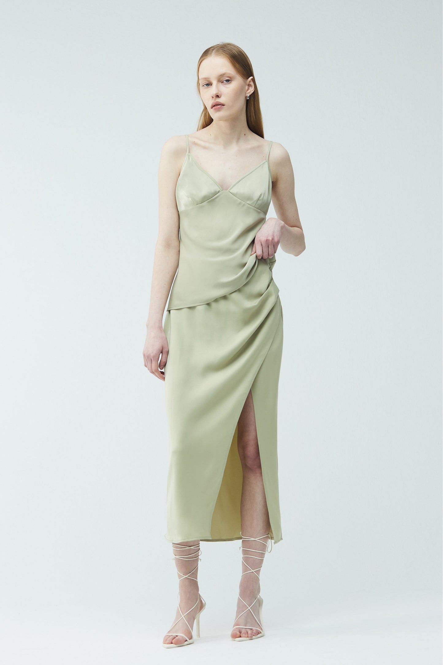 MIDI SLIP SKIRT