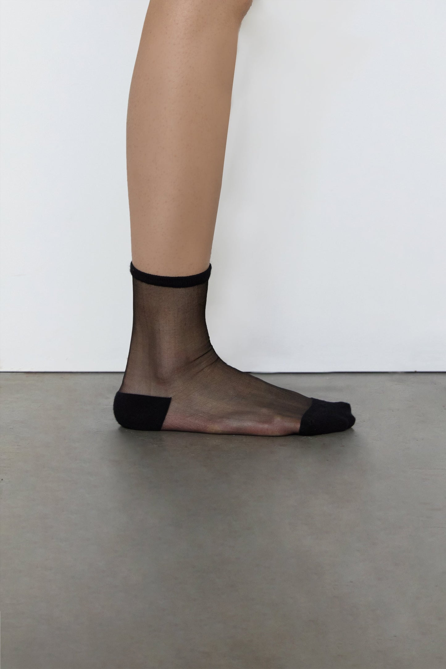 ORGANIC COTTON NYLON MESH SOCKS