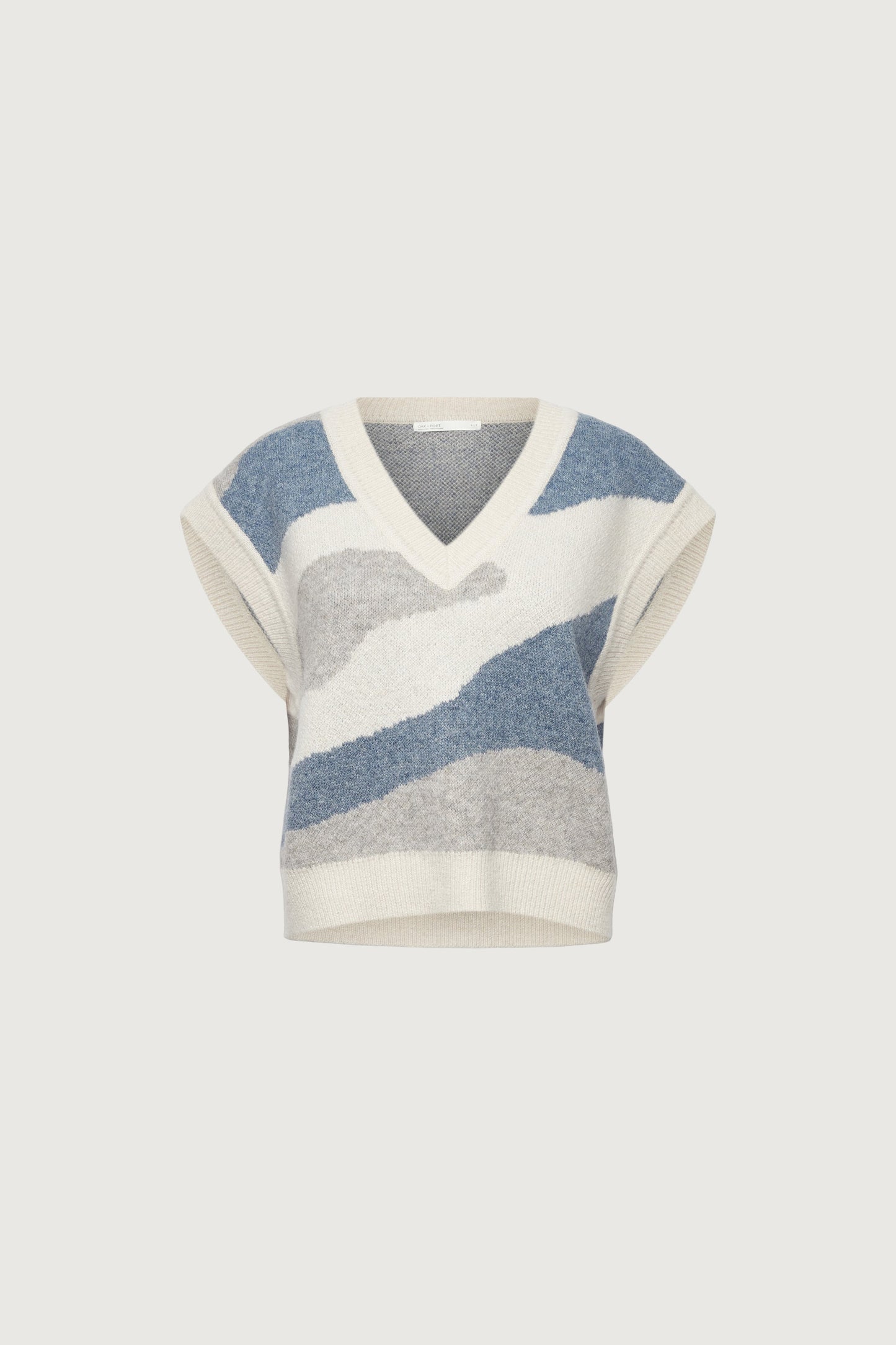 INTARSIA KNIT SWEATER VEST