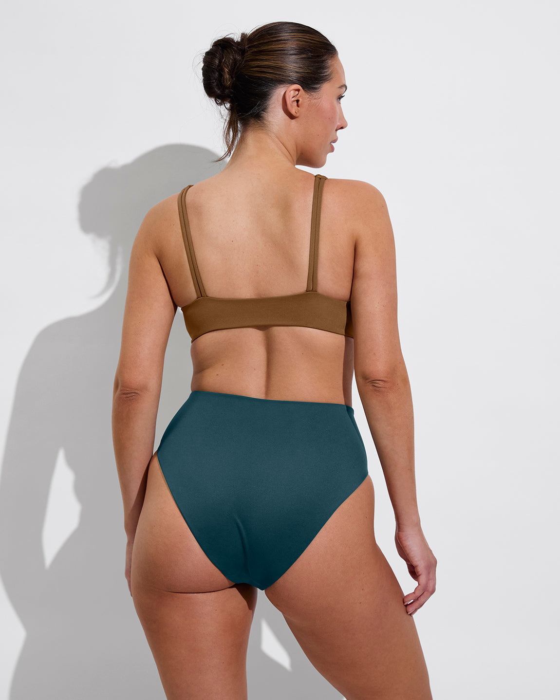 Sunday Top D+ - Tan Lines