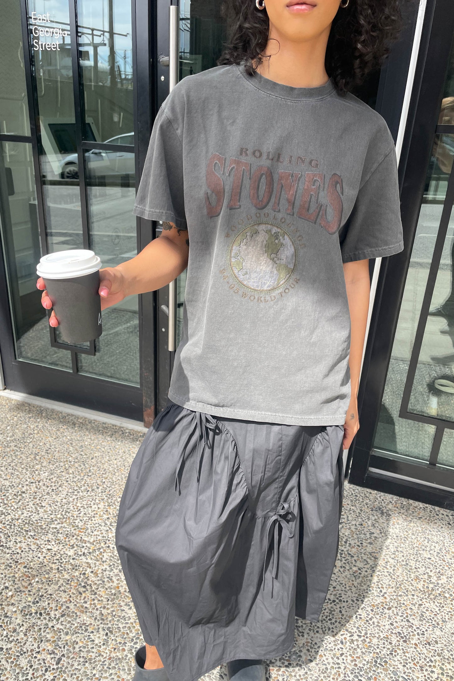 GRAPHIC T-SHIRT