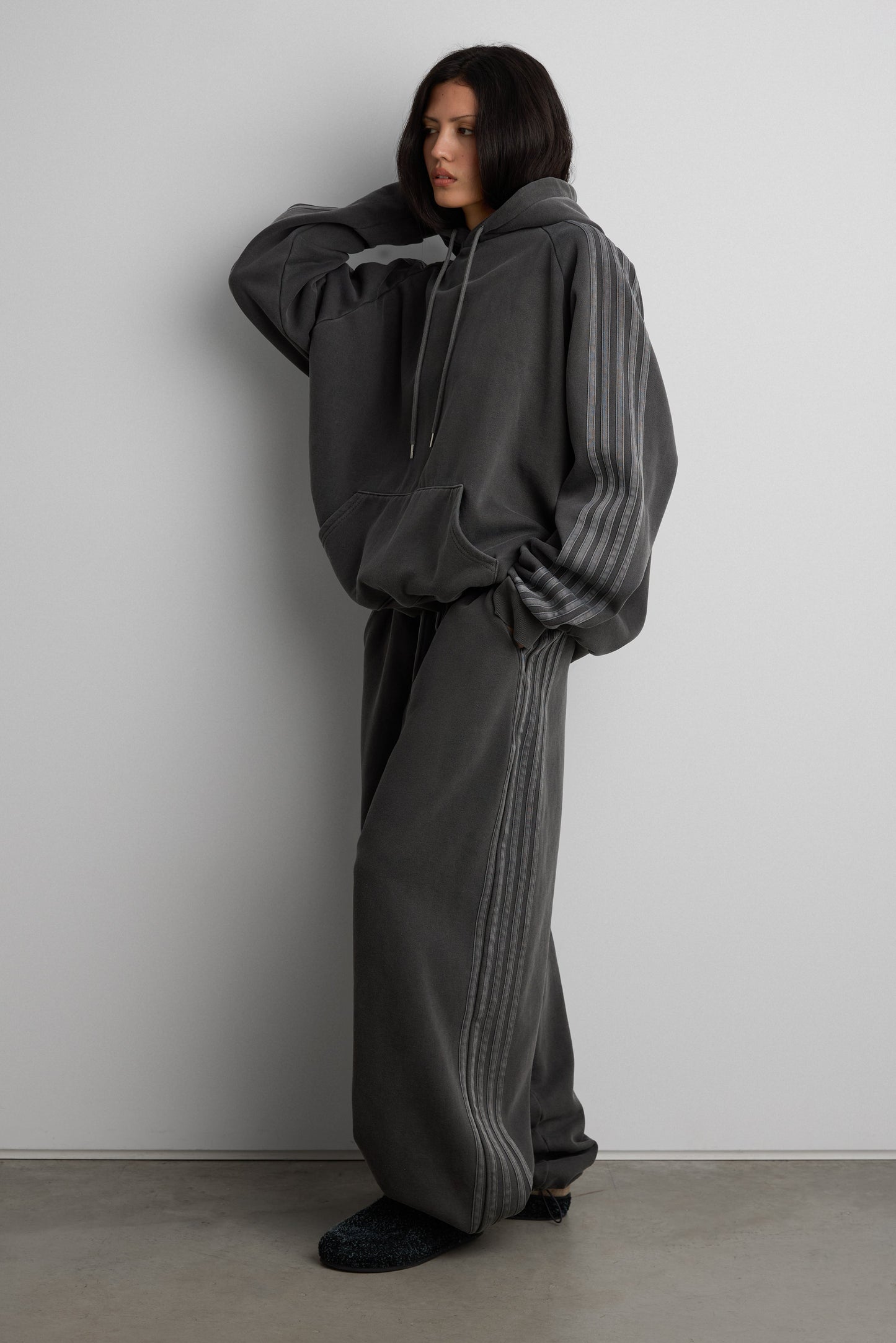 FLEECE STUDIO BOYFRIEND TRACK HOODIE