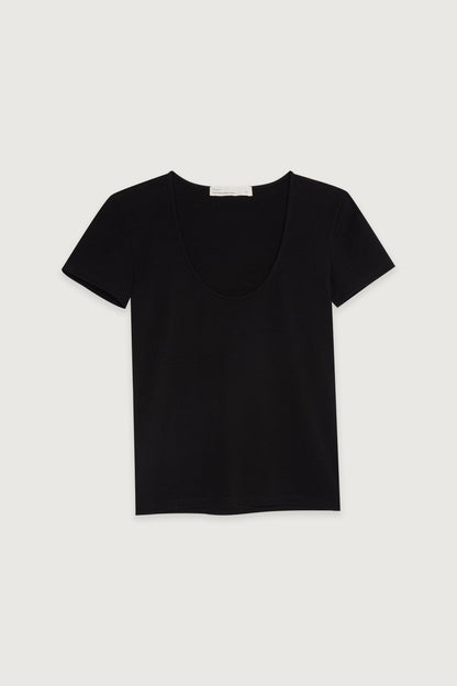 FITTED SCOOP NECK TEE