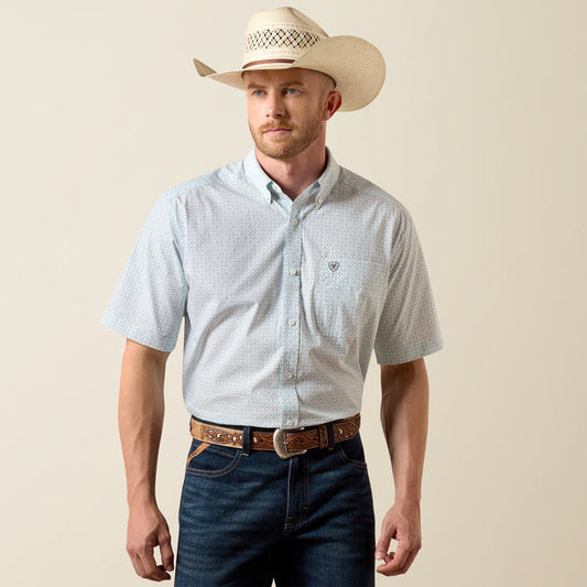Ariat Men's White Geo Print Wrinkle Free Classic Fit Button Short Sleeve Western Shirt 10073700