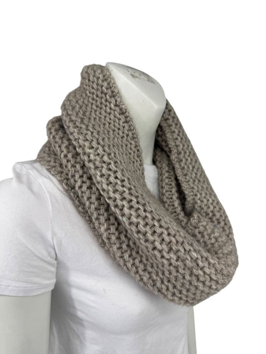 Lafayette 148 New York Osprey Melange Knit Infinity Scarf – One Size – NWT