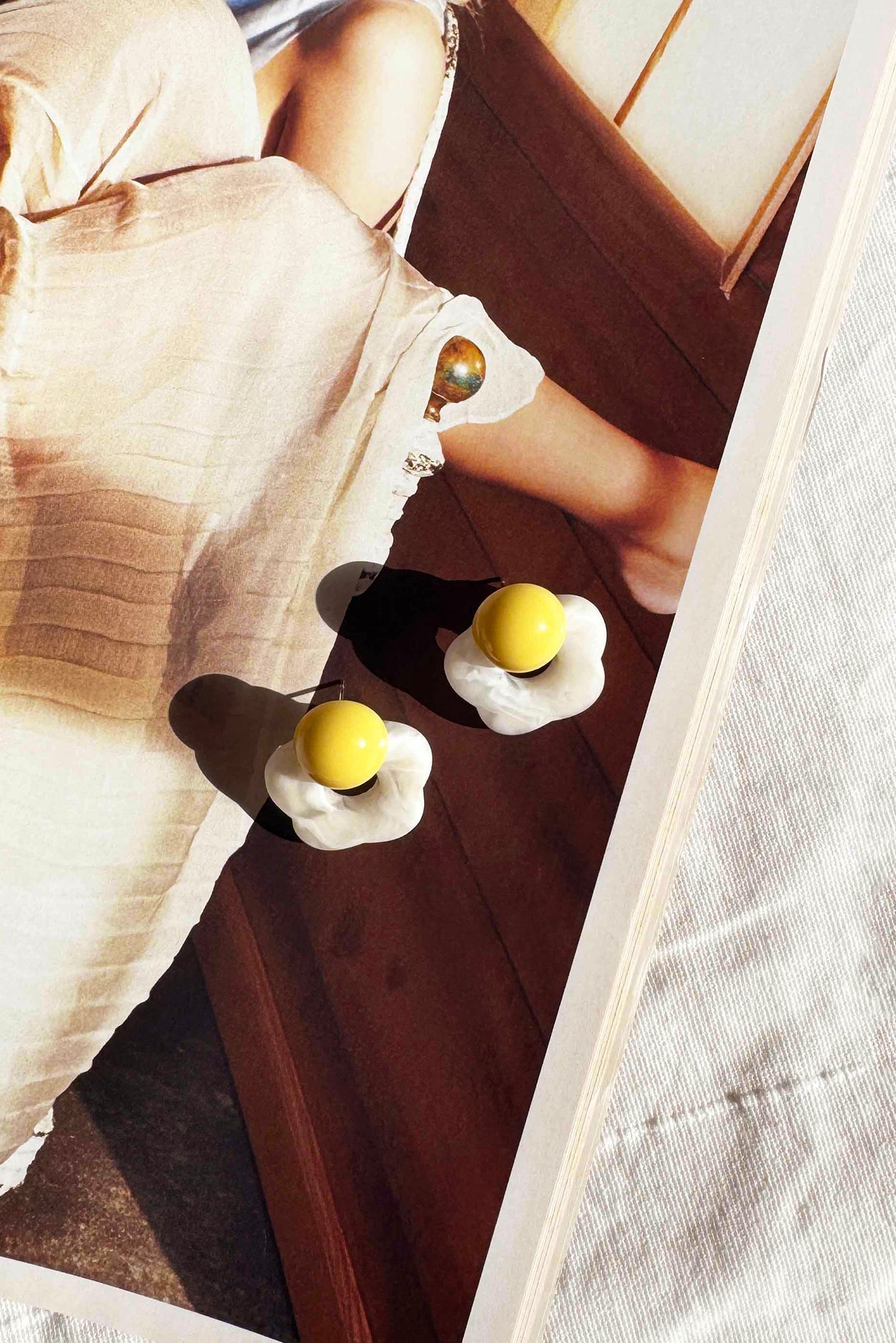 Sunny Side Bloom Earrings - Yellow
